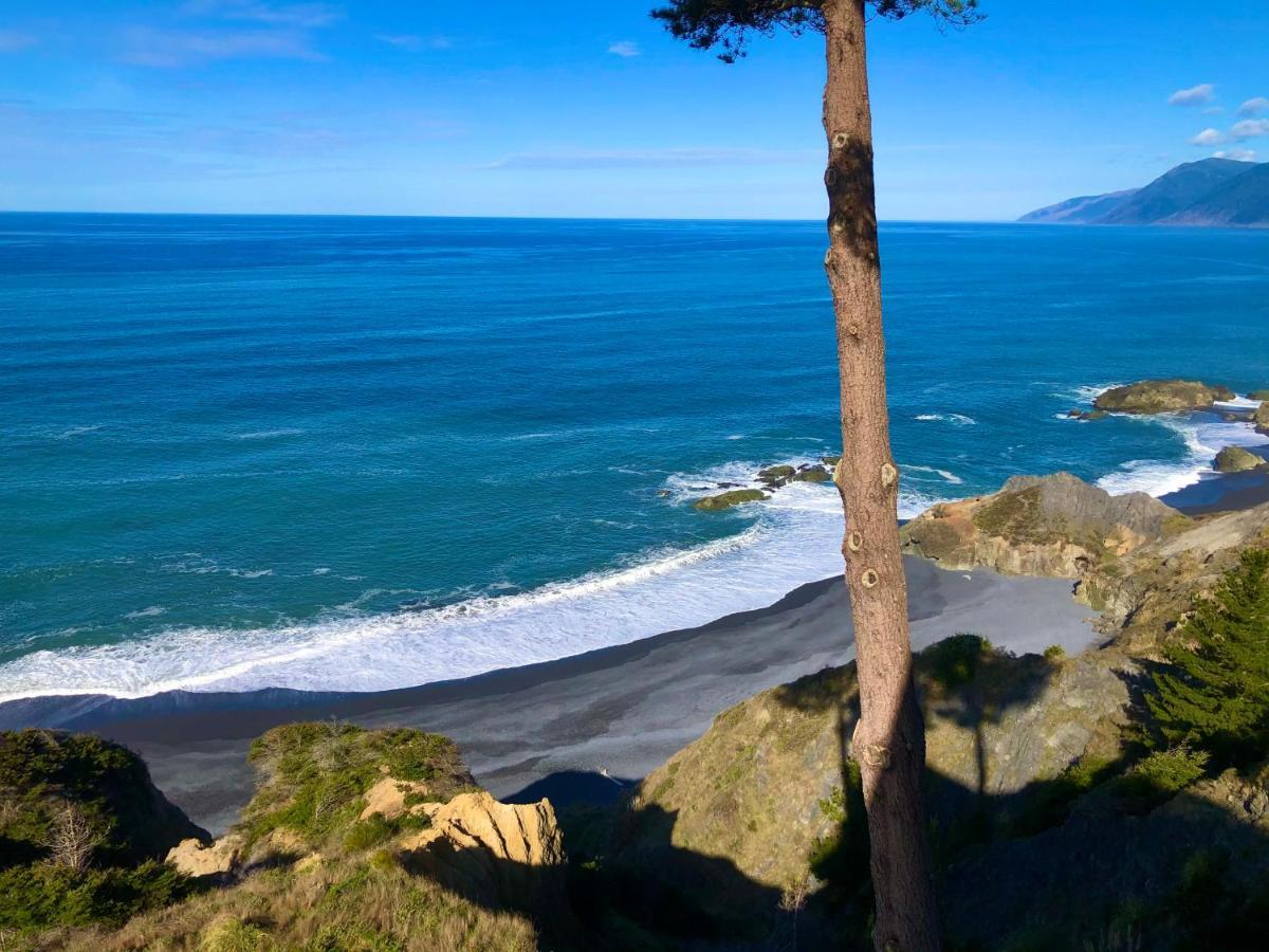 Amazing Oceanview 2 Bedroom Oceanfront! By Oceanviewhottubs Shelter Cove, Ca Tesla Ev Station Екстер'єр фото