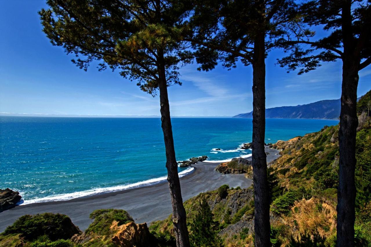 Amazing Oceanview 2 Bedroom Oceanfront! By Oceanviewhottubs Shelter Cove, Ca Tesla Ev Station Екстер'єр фото