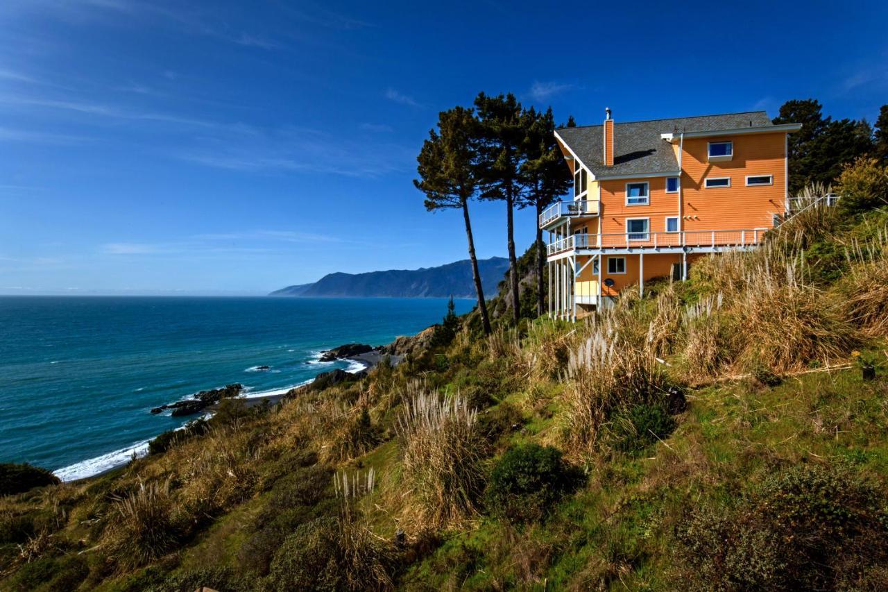 Amazing Oceanview 2 Bedroom Oceanfront! By Oceanviewhottubs Shelter Cove, Ca Tesla Ev Station Екстер'єр фото